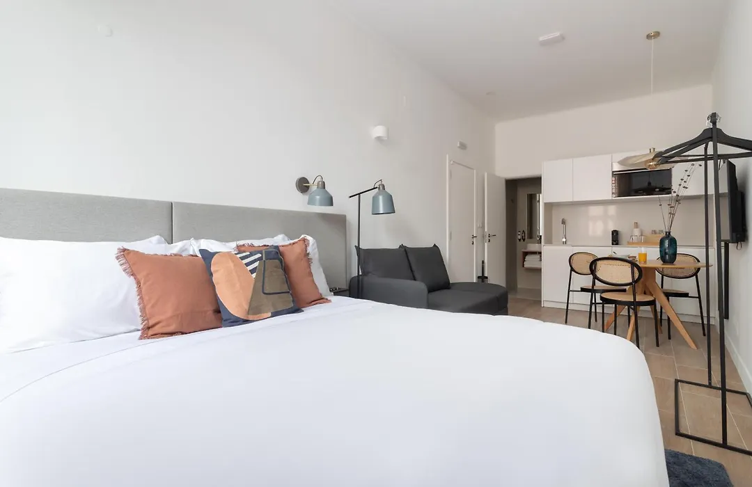 Lapa Diplomatic Suites & Flats By Feel Lisboa-1